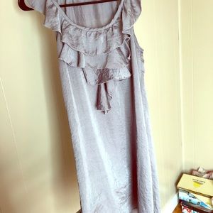 Gray sleeveless dress